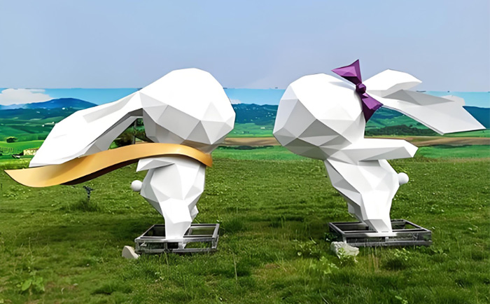 不銹鋼幾何動(dòng)物雕塑--以幾何為筆，重繪動(dòng)物的第二生命