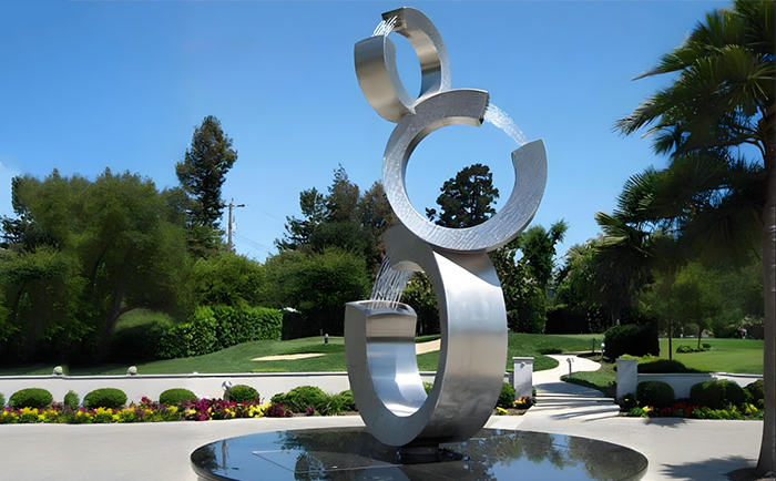 探索不銹鋼噴泉雕塑，開(kāi)啟水與藝術(shù)的奇妙之旅