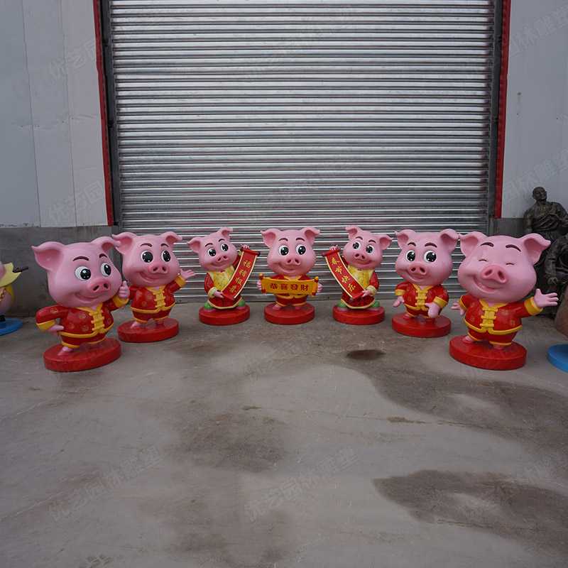 玻璃鋼卡通豬，豬年吉祥物雕塑