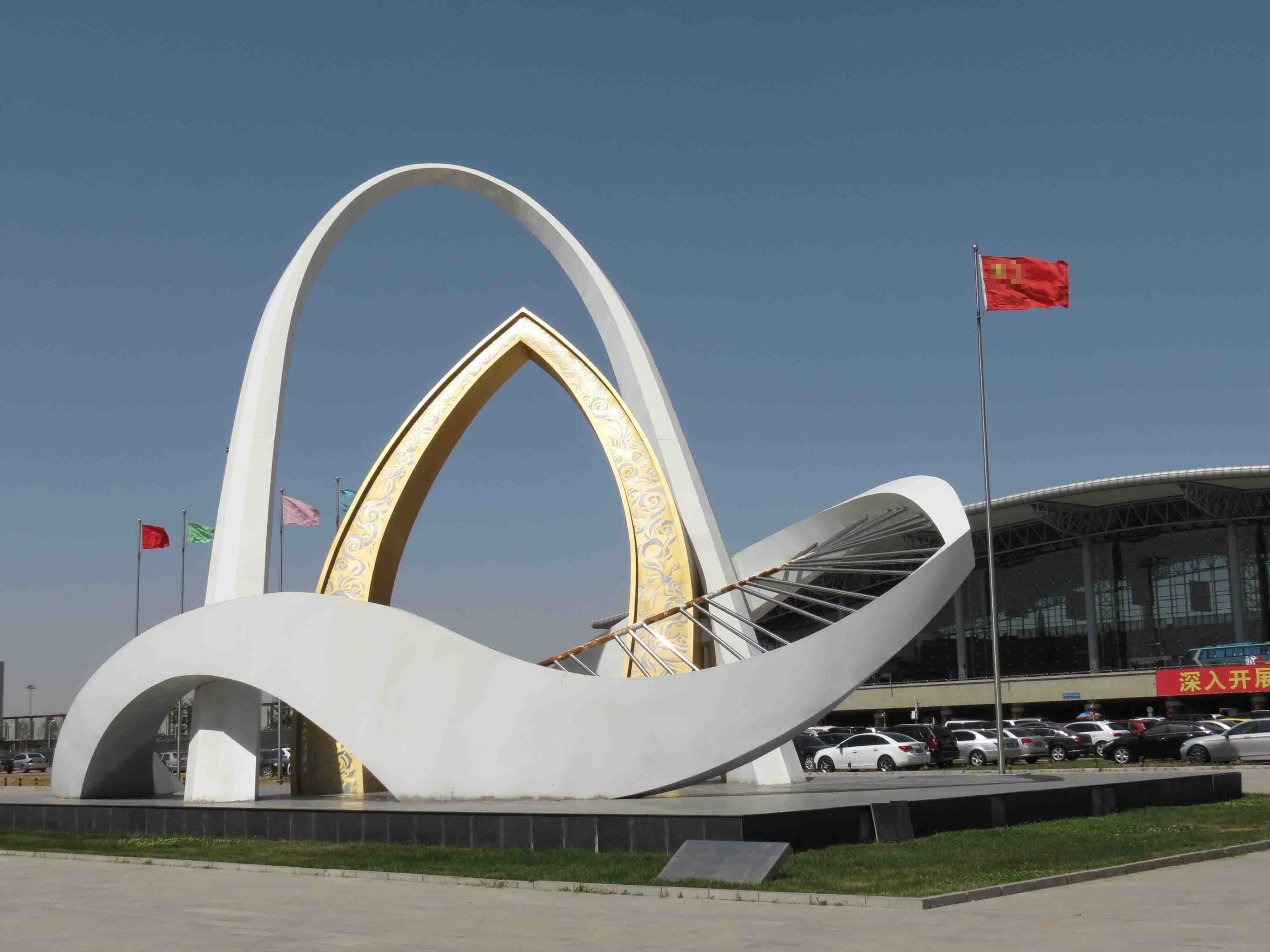 機(jī)場(chǎng)景觀雕塑，機(jī)場(chǎng)不銹鋼標(biāo)志，廣場(chǎng)大型標(biāo)志