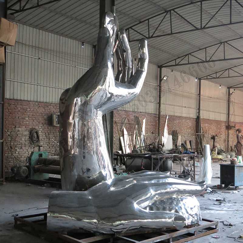 手托水滴雕塑，不銹鋼手托水滴雕塑，手托水滴景觀雕塑