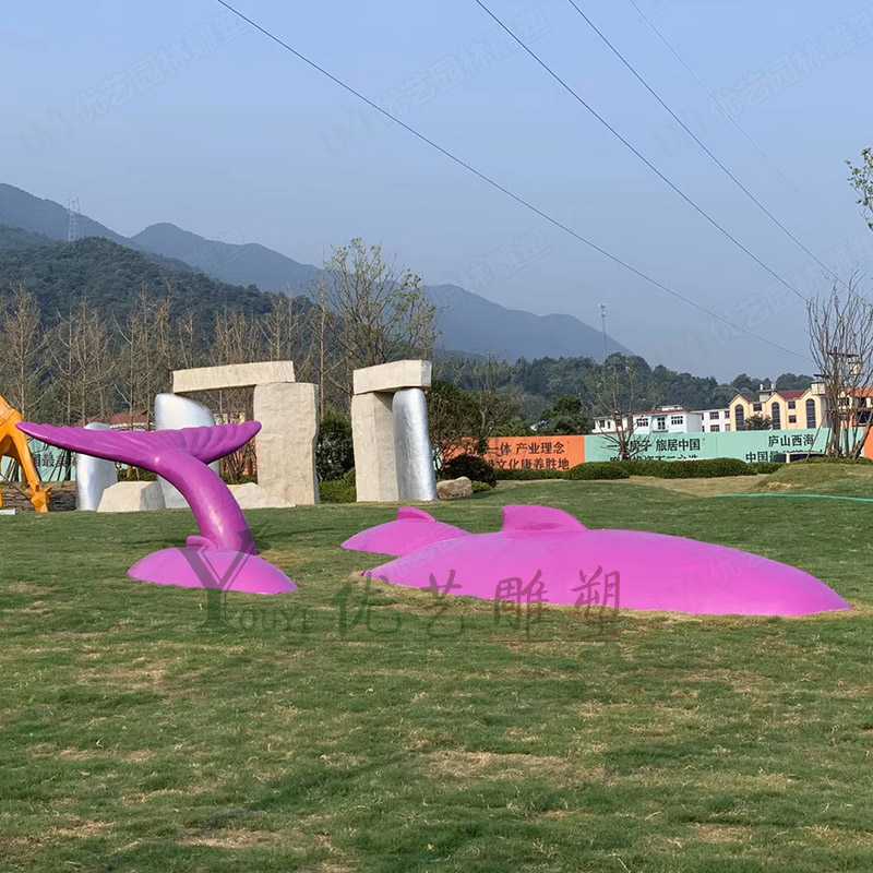 小區(qū)景觀雕塑規(guī)劃時要注意什么呢？