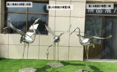 城市不銹鋼景觀雕塑怎樣設(shè)計？